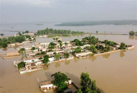 Floods And Incessant Rains Wreak Havoc In Pakistan Zee News