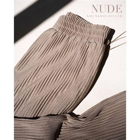 กางเกงพลท สนด l Pleated Pants Nude Khunkris Styler Shopee Thailand