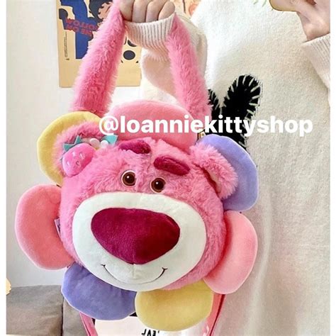 CÓ SẴN CHÍNH HÃNG toystory mẫu túi xách gấu dâu LOTSO hot trend thời trang MixASale