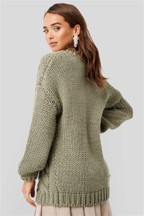 Wool Blend V Neck Heavy Knitted Cable Sweater Green Na