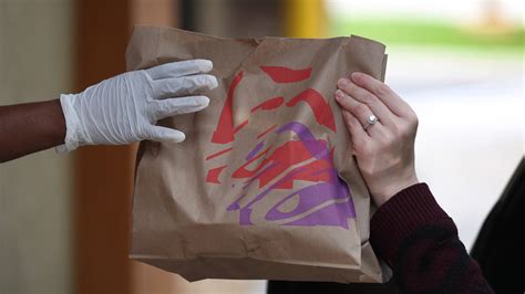 The Heartwarming Reason This Taco Bell Employee Is A Local Celebrity