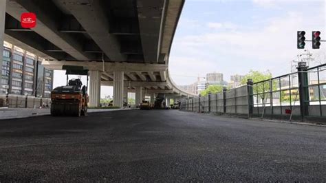 大干交通干大交通嘉兴快速路环线试验段沥青摊铺 快速路 嘉兴市 新浪新闻