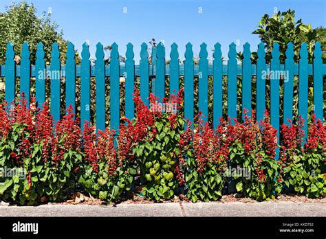 Teal Painted Picket Fence Hi Res Stock Photography And Images Alamy