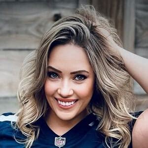 Emma St. James - Age, Bio, Family | Famous Birthdays