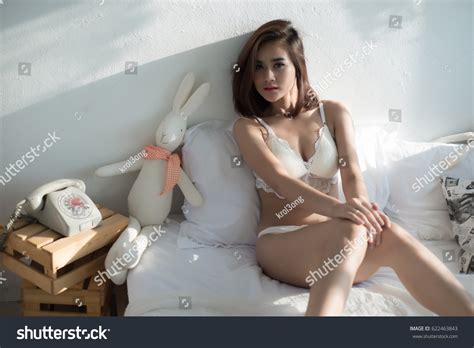 Sexy Beautiful Asian Woman White Lingerie Stock Photo 622463843 Shutterstock