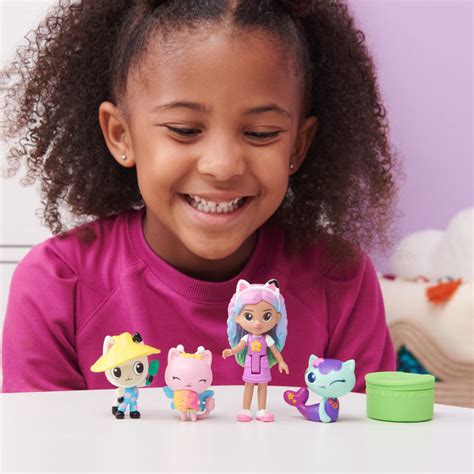 Gabby’s Dollhouse Gabby And Friends Figure Set With Rainbow Gabby Doll 3 Toy Figures And