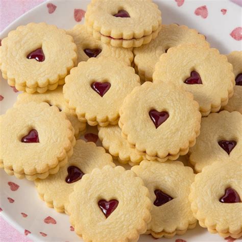 Homemade Jammie Dodgers The Baking Explorer