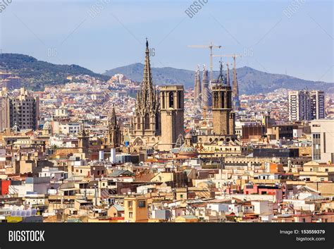 Imagen Y Foto Barcelona Spain Prueba Gratis Bigstock