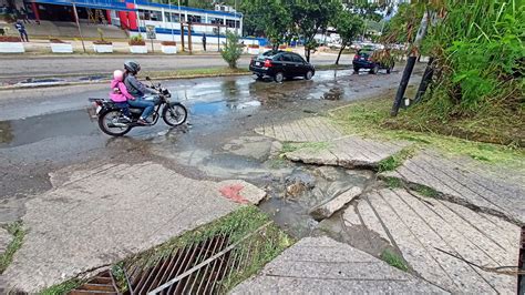 Bote De Aguas En San Crist Bal Tiene Colapsada Av Libertador