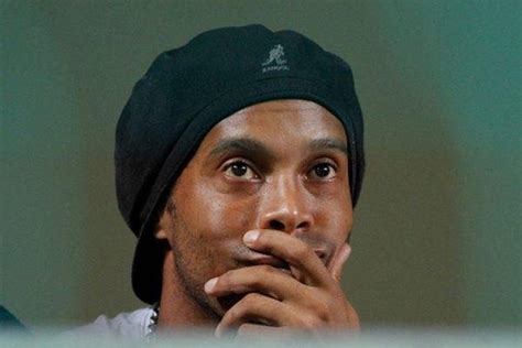 Ronaldinho Ga Cho Pode Voltar A Ser Preso Dentro De Dias Xaa