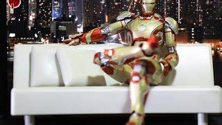 Jual SHFiguarts Action Figure Iron Man Mark 42 Plus Sofa Tony Stark Di