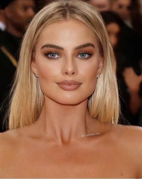 Pin By Courtney Burt On Future Blonde Hair Makeup Bridesmaid Hair