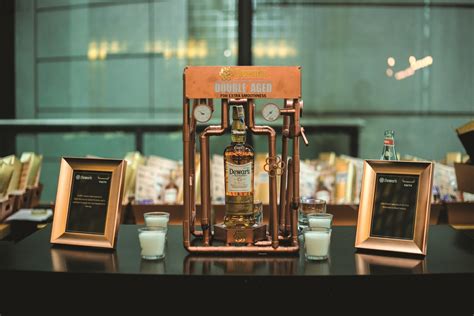 An Evening Of Celebration At Dewars Whisky Academy Options The Edge