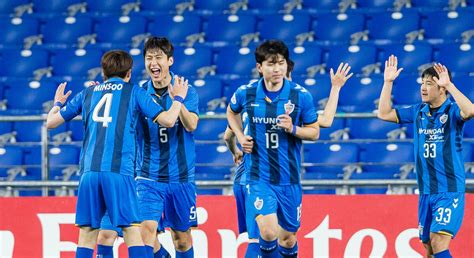 Preview Round Of Ulsan Hyundai Fc V Suwon Samsung Bluewings