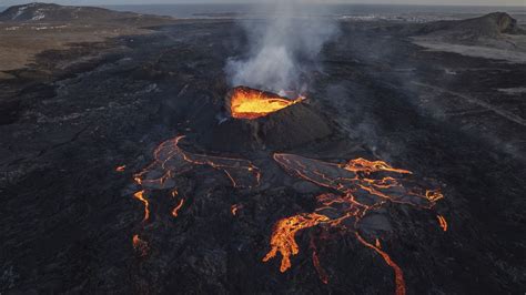 Icelandic Volcano Continues To Spew Lava After Months Of Sporadic Eruptions Euronews