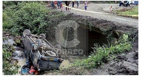 Camioneta Se Despista Vuelca Y Deja Un Muerto Y 7 Heridos En Ayacucho