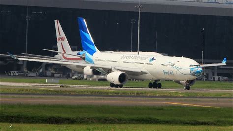 Nonton Pesawat Garuda Indonesia Take Off Landing Di Bandara Soekarno