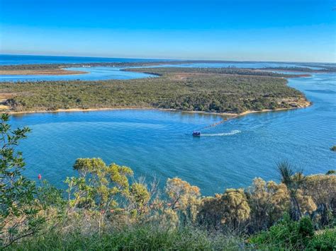 escape   gippsland lakes   roam