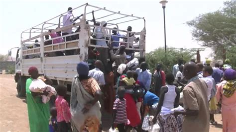 Soomaalida Qaxootiga Ku Ah Kakuma Oo Ka Cabanaya Dhibaatooyin Xagga