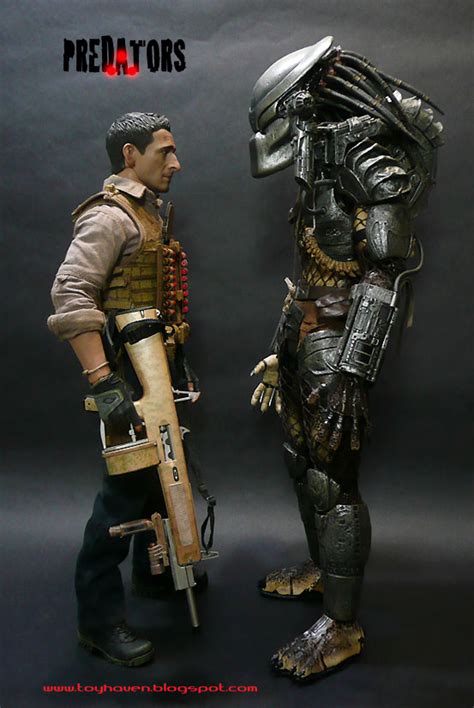 Toyhaven Hot Toys Berserker Predator Classic Predator Royce