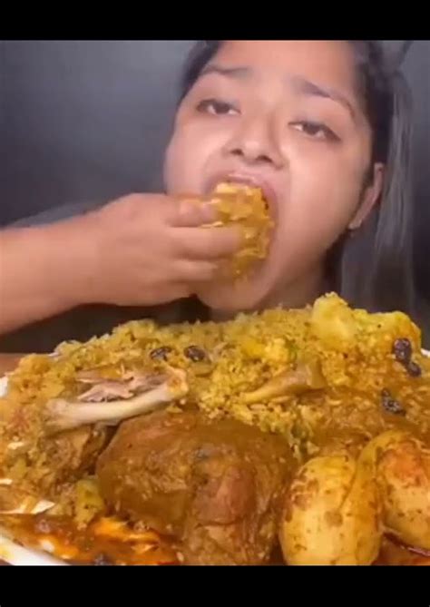 Asmr Spicy Whole Chicken Leg Piece Anda Curry With Fried Rice With Extra Gravy Eating Challenge