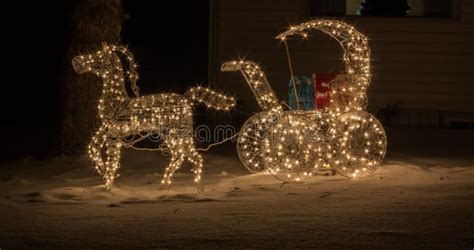 Horse And Carriage Stock Photo Image Of Yuletide Decoration 36283430