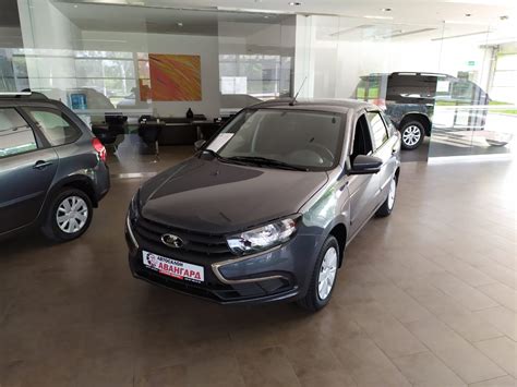 LADA Granta Лифтбек 1.6 л., 16-кл., (106л.с.), 5МТ, Comfort, Серебристо ...