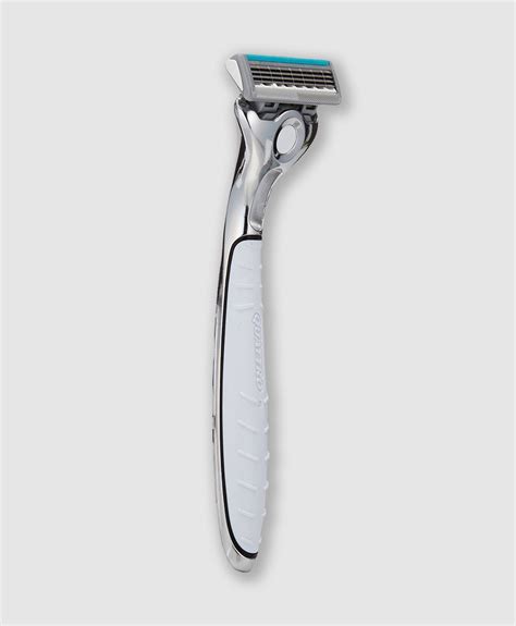 Quattro® Titanium Razor – Schick US