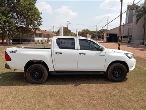 Toyota Hilux a partir de R 72 mil e L200 Triton R 50 mil no Leilão de