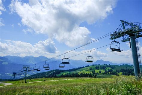 Summer Tourism: Towards Sustainable Use of Ski Lifts - Mountain Planet