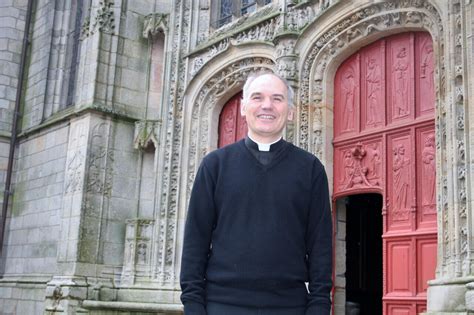 Disparition du curé de Ploërmel une plainte pour attouchements