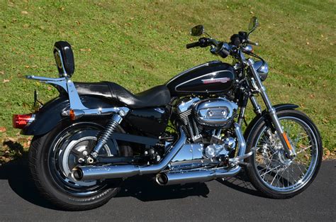 Buy 2008 VIVID BLACK HARLEY DAVIDSON SPORTSTER CUSTOM XL on 2040-motos