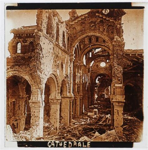 Guerre 14 18 Cathedral Albert Destroyed France Photo Stereo Plate