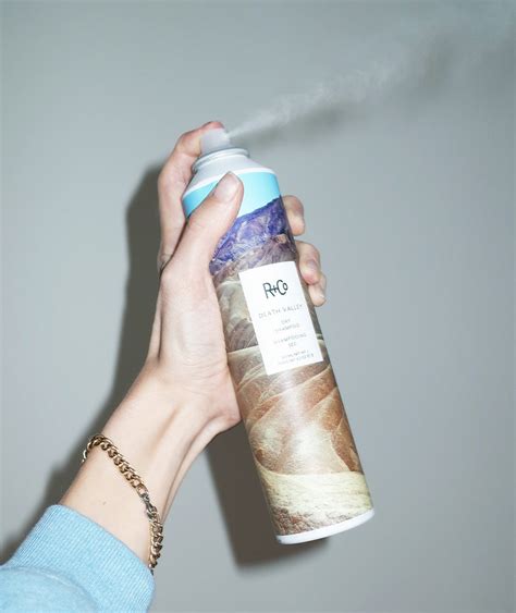 DEATH VALLEY Dry Shampoo – R+Co