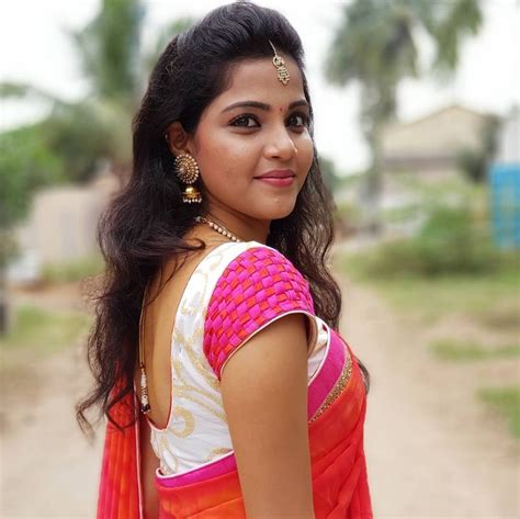 Vaishali Thaniga Hd Photos Bio Age Wiki Tamil Serial Actress