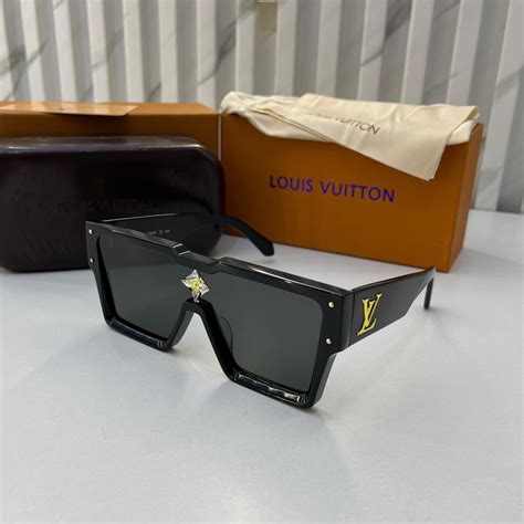 Buy Louis Vuitton Iconic Black Premium Sunglass Online