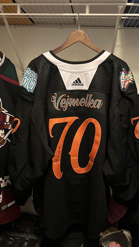 My bank account hates me so much right now. : r/hockeyjerseys