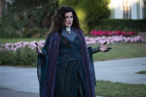 Тест: кто ты из сериала «‎Это все Агата»?
