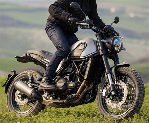 Benelli Leoncino Trail Fiche Moto Motoplanete