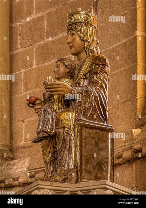 Monasterio Di Santa Maria La Real De Irache Immagini E Fotografie Stock