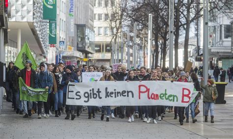 GEW Schülern Teilnahme an Freitags Demos nicht verbieten Baden