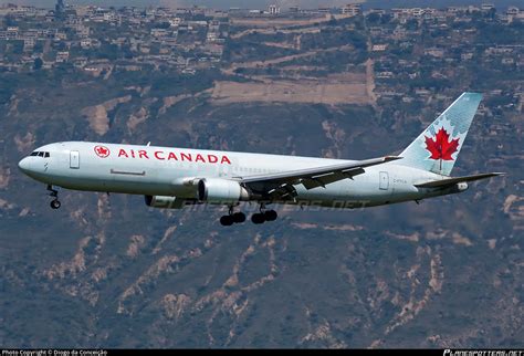 C Ftca Air Canada Boeing Er Bdsf Photo By Diogo Da Concei O