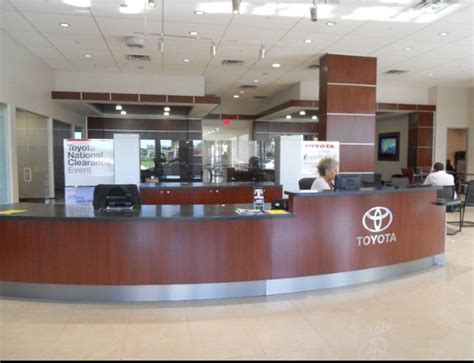 Lipton Toyota Finance