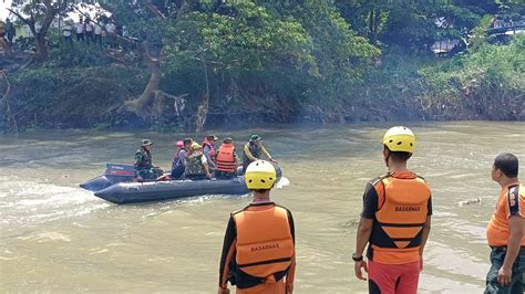 KSAD Turun Langsung Dalam Normalisasi Sungai Deli Dudung Ini Ide