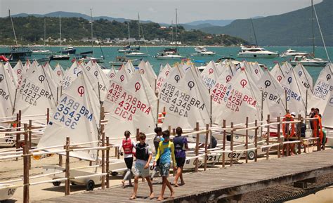 Flotilha do Veleiros da Ilha se destaca na reta final do 52º Campeonato