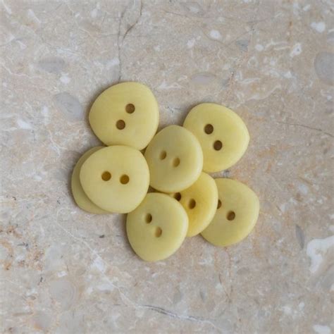 Jaipur Buttons Lemon Atelier Brunette
