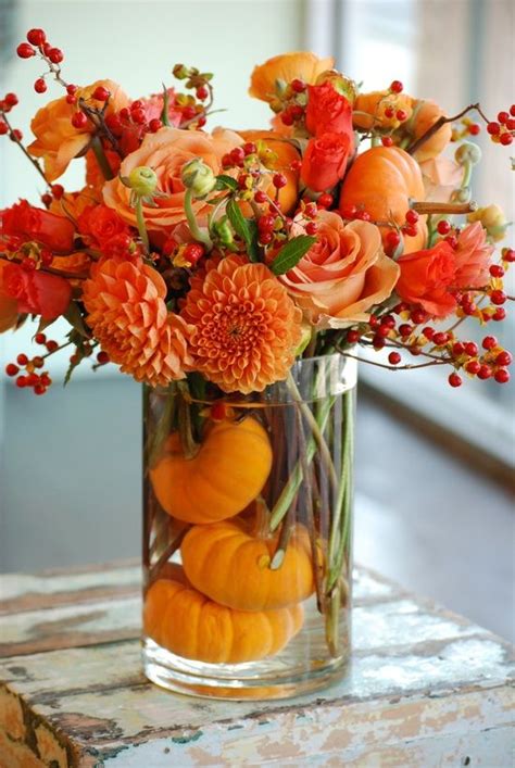 30 Beautiful Thanksgiving Pumpkin Decorations For Your Home - DigsDigs