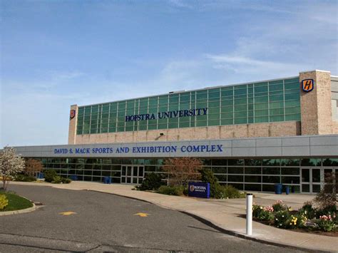 Hofstra University New York (New York, USA) - apply, prices, reviews ...