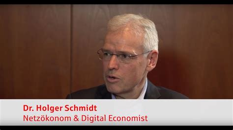 Interview mit Netzökonom Dr Holger Schmidt zum Thema Plattformökonomie