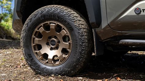 The 2024 Toyota Tacoma Finally Gets Factory 33 Inch Tires—just As Chevy